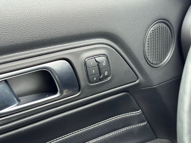 2021 Ford Mustang EcoBoost Premium w/ Adaptive Cruise Control