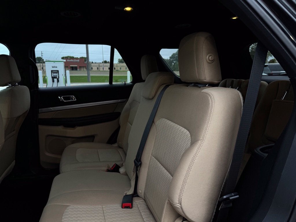 2016 Ford Explorer Base