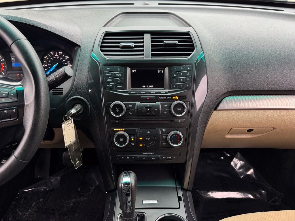 2016 Ford Explorer Base