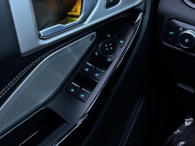 2022 Ford Explorer ST w/ Twin Panel Moonroof + Adaptive Cruise