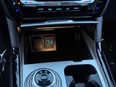 2022 Ford Explorer ST w/ Twin Panel Moonroof + Adaptive Cruise