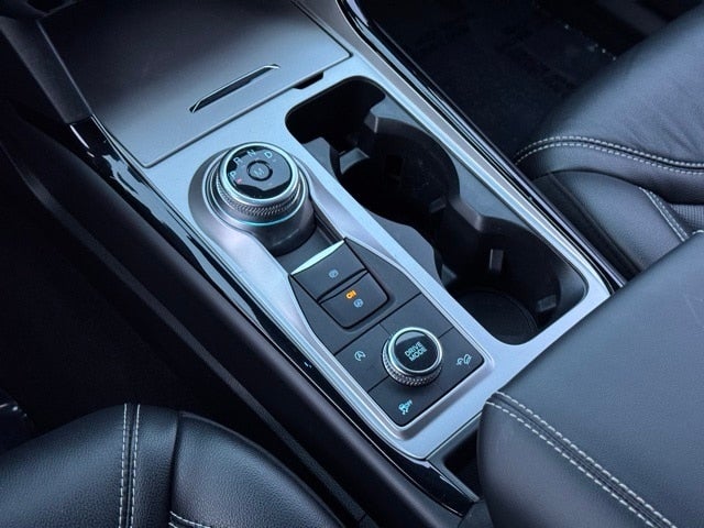 2022 Ford Explorer ST w/ Twin Panel Moonroof + Adaptive Cruise