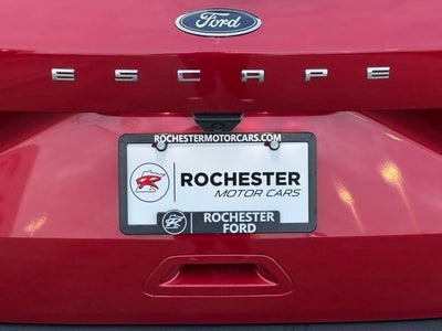 2022 Ford Escape SE Hybrid w/ Heated Steering Wheel + Power Liftgate