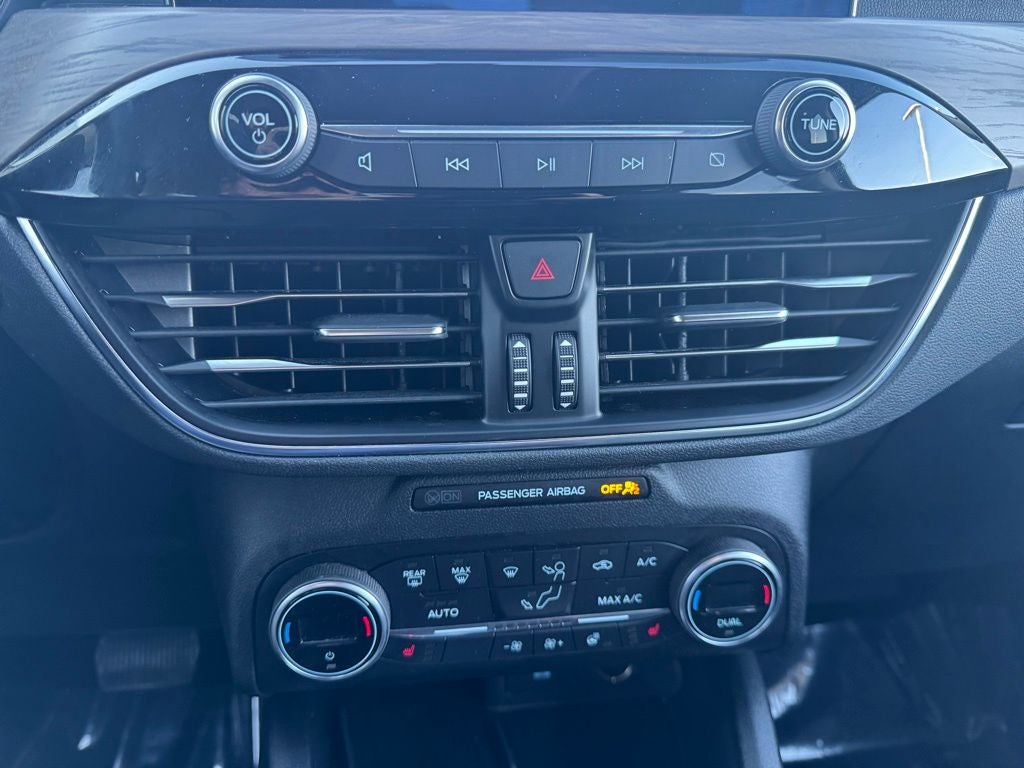 2020 Ford Escape Hybrid Titanium