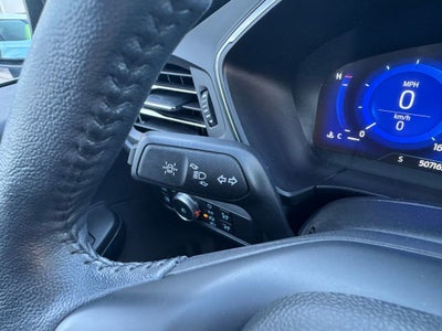 2020 Ford Escape Hybrid Titanium