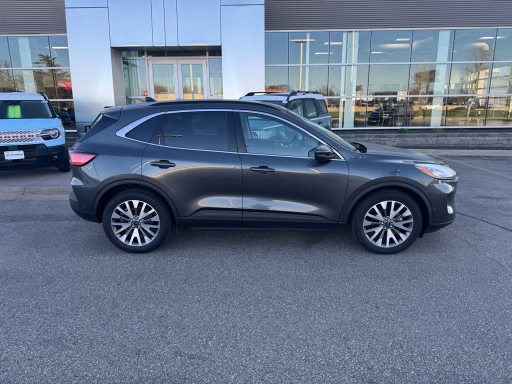 2020 Ford Escape Hybrid Titanium