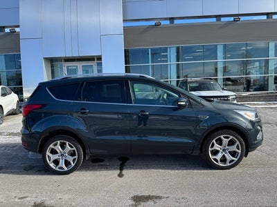2019 Ford Escape Titanium w/ Heated Steering Wheel + Tow Package
