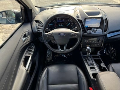 2019 Ford Escape Titanium w/ Heated Steering Wheel + Tow Package