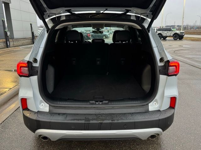 2025 Ford Escape Platinum w/ Adaptive Cruise + Heated Steering Wheel