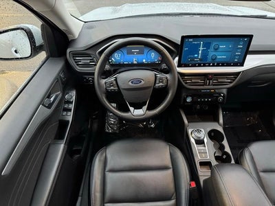 2025 Ford Escape Platinum w/ Adaptive Cruise + Heated Steering Wheel