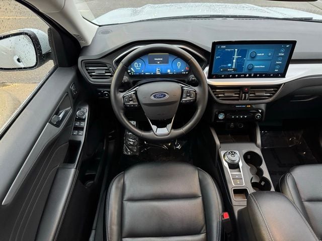 2025 Ford Escape Platinum w/ Adaptive Cruise + Heated Steering Wheel