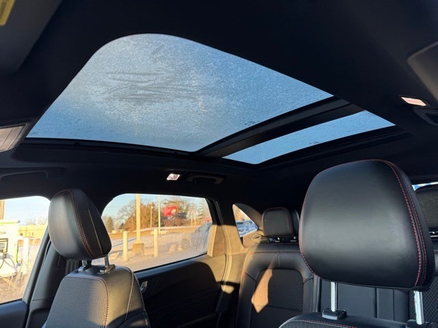 2023 Ford Escape ST-Line w/ Panoramic Moonroof + Adaptive Cruise