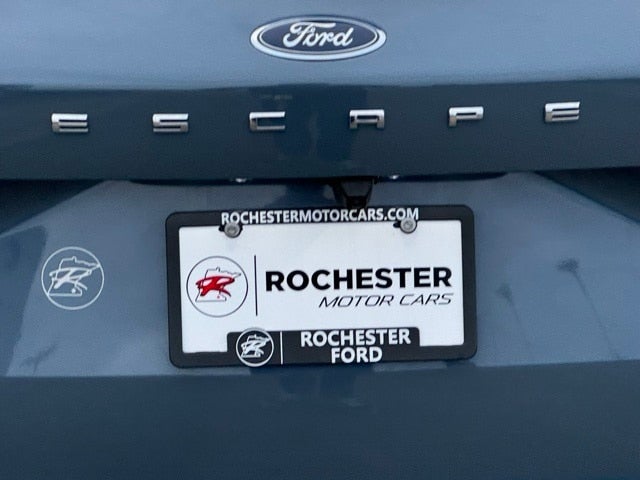 2023 Ford Escape ST-Line Select w/ Heated Steering Wheel + Adaptive Cruise