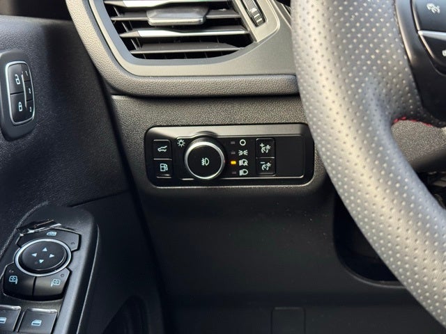 2023 Ford Escape Hybrid ST-Line Elite w/ Panoramic Moonroof + Head-Up Display