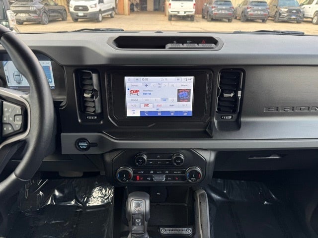 2022 Ford Bronco Big Bend w/ Remote Start + Heated Seats