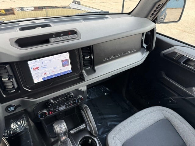 2022 Ford Bronco Big Bend w/ Remote Start + Heated Seats