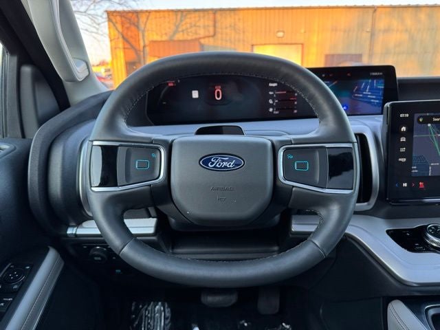 2025 Ford Expedition Max Active w/ Panoramic Moonroof + 8 Passenger Seating (2nd R