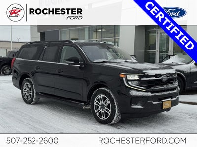 2025 Ford Expedition Max Active w/ Panoramic Moonroof + 8 Passenger Seating (2nd R