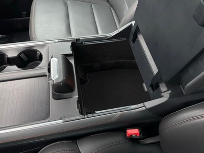 2025 Ford Expedition Max Active w/ Panoramic Moonroof + 8 Passenger Seating (2nd R