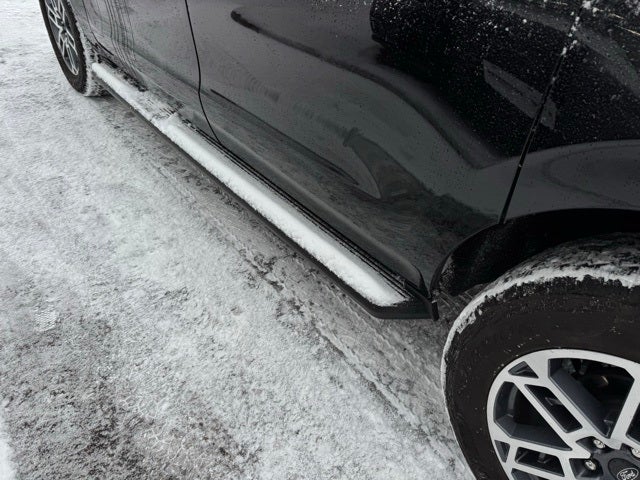 2025 Ford Expedition Max Active w/ Panoramic Moonroof + 8 Passenger Seating (2nd R