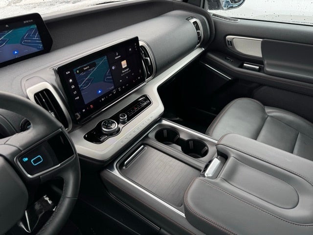 2025 Ford Expedition Max Active w/ Panoramic Moonroof + 8 Passenger Seating (2nd R