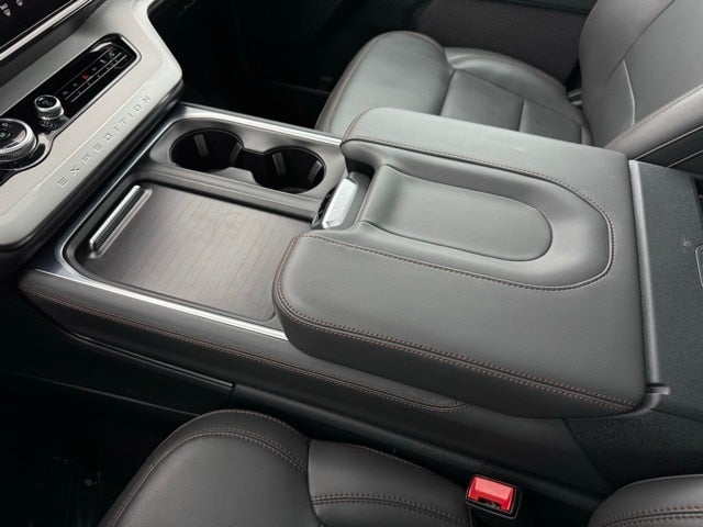 2025 Ford Expedition Max Active w/ Panoramic Moonroof + 8 Passenger Seating (2nd R