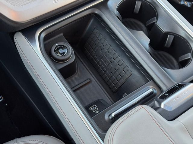 2025 Ford Expedition Max Active w/ Panoramic Moonroof + 8 Passenger Seating (2nd R