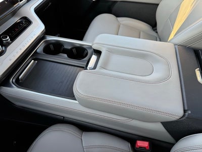 2025 Ford Expedition Max Active w/ Panoramic Moonroof + 8 Passenger Seating (2nd R