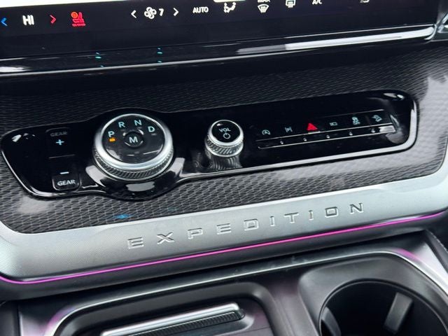 2025 Ford Expedition Max Platinum w/ Stealth Performance Package + 7 Passenger Seati