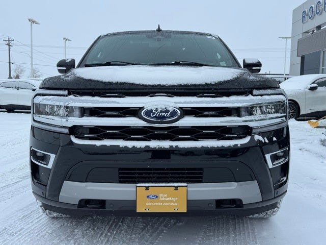2022 Ford Expedition Max Limited w/ Panoramic Moonroof + HD Tow Package