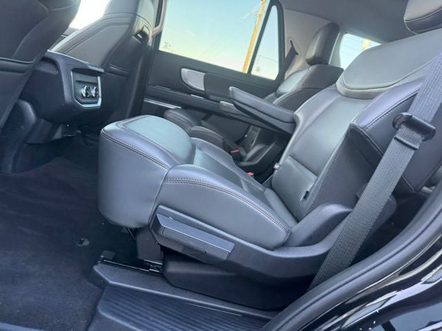 2025 Ford Expedition Active w/ Panoramic Moonroof + 2nd Row Bucket Seats