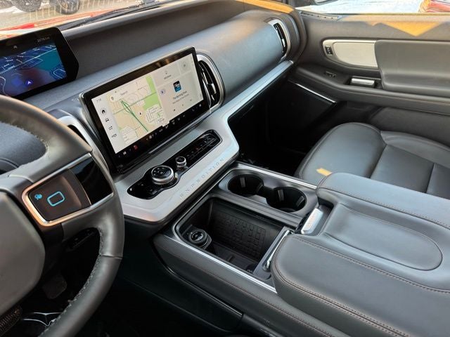 2025 Ford Expedition Active w/ Panoramic Moonroof + 2nd Row Bucket Seats