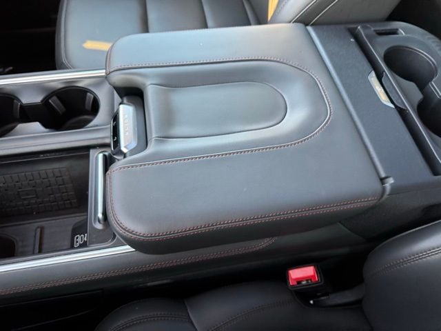 2025 Ford Expedition Active w/ Panoramic Moonroof + 2nd Row Bucket Seats