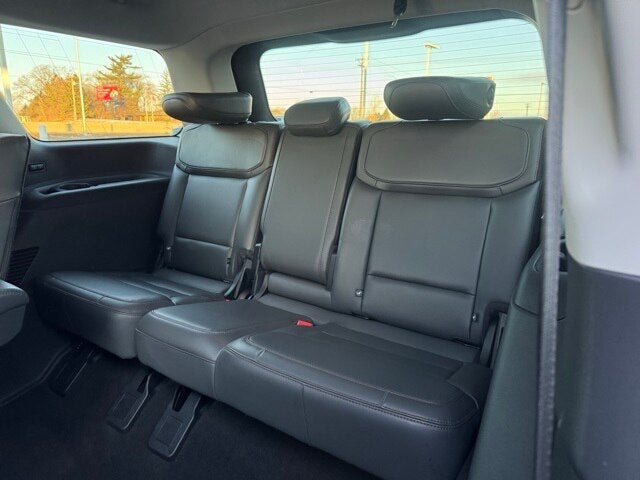 2025 Ford Expedition Active w/ Panoramic Moonroof + 2nd Row Bucket Seats