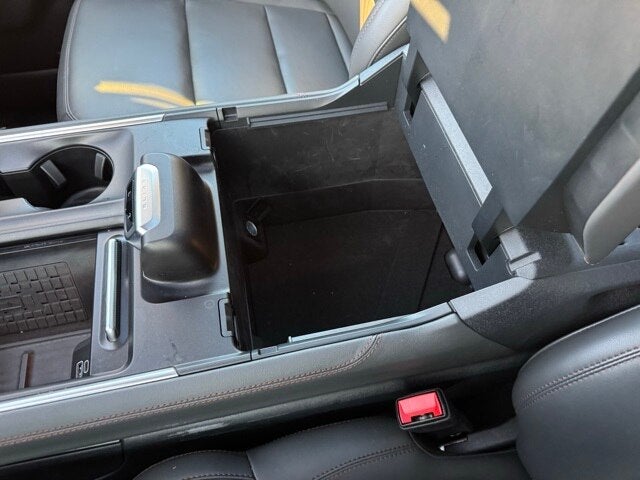 2025 Ford Expedition Active w/ Panoramic Moonroof + 2nd Row Bucket Seats