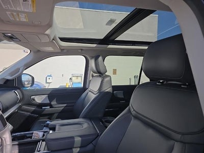 2025 Ford Expedition Active w/ Panoramic Moonroof + 2nd Row Bucket Seats