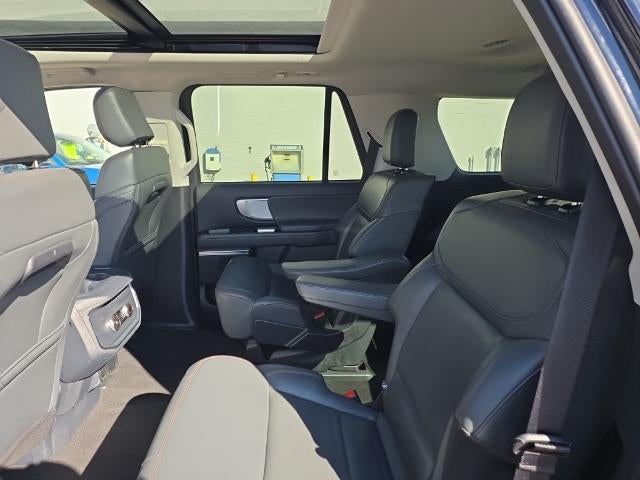 2025 Ford Expedition Active w/ Panoramic Moonroof + 2nd Row Bucket Seats