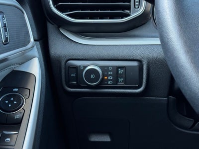 2023 Ford Explorer XLT w/ Twin Panel Moonroof + Trailer Tow Package