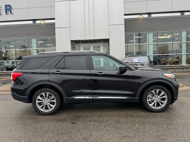 2023 Ford Explorer Limited Special w/ Heated Steering Wheel + Adaptive Cruise