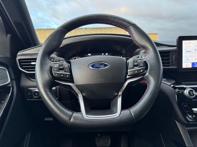2022 Ford Explorer ST-Line w/ Twin Panel Moonroof + Trailer Tow Package