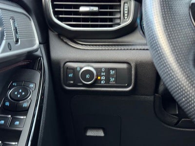 2022 Ford Explorer ST-Line w/ Twin Panel Moonroof + Trailer Tow Package