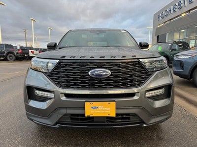 2022 Ford Explorer ST-Line w/ Twin Panel Moonroof + Trailer Tow Package