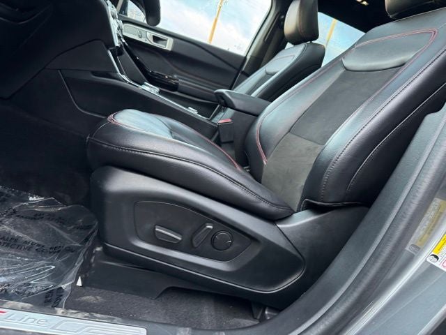 2022 Ford Explorer ST-Line w/ Twin Panel Moonroof + Trailer Tow Package