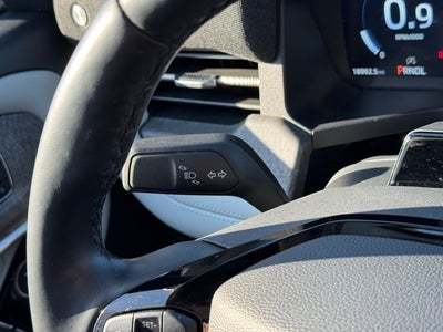 2025 Ford Explorer Platinum w/ Twin Panel Moonroof + Massaging Seats