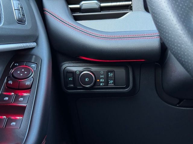 2025 Ford Explorer ST-Line w/ Heated Steering Wheel + Massaging Seats