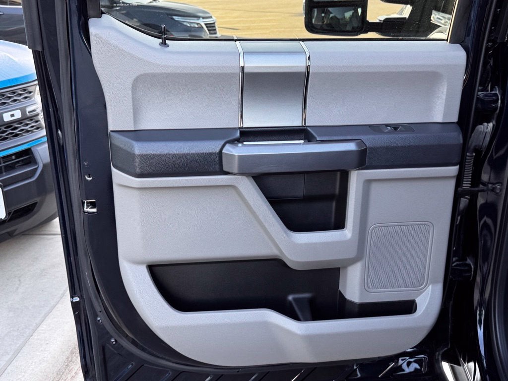 2022 Ford F-250SD XLT w/Heated Seats + Spray Liner