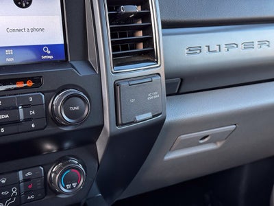 2022 Ford F-250SD XLT w/Heated Seats + Spray Liner