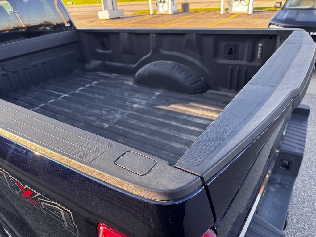 2022 Ford F-250SD XLT w/Heated Seats + Spray Liner