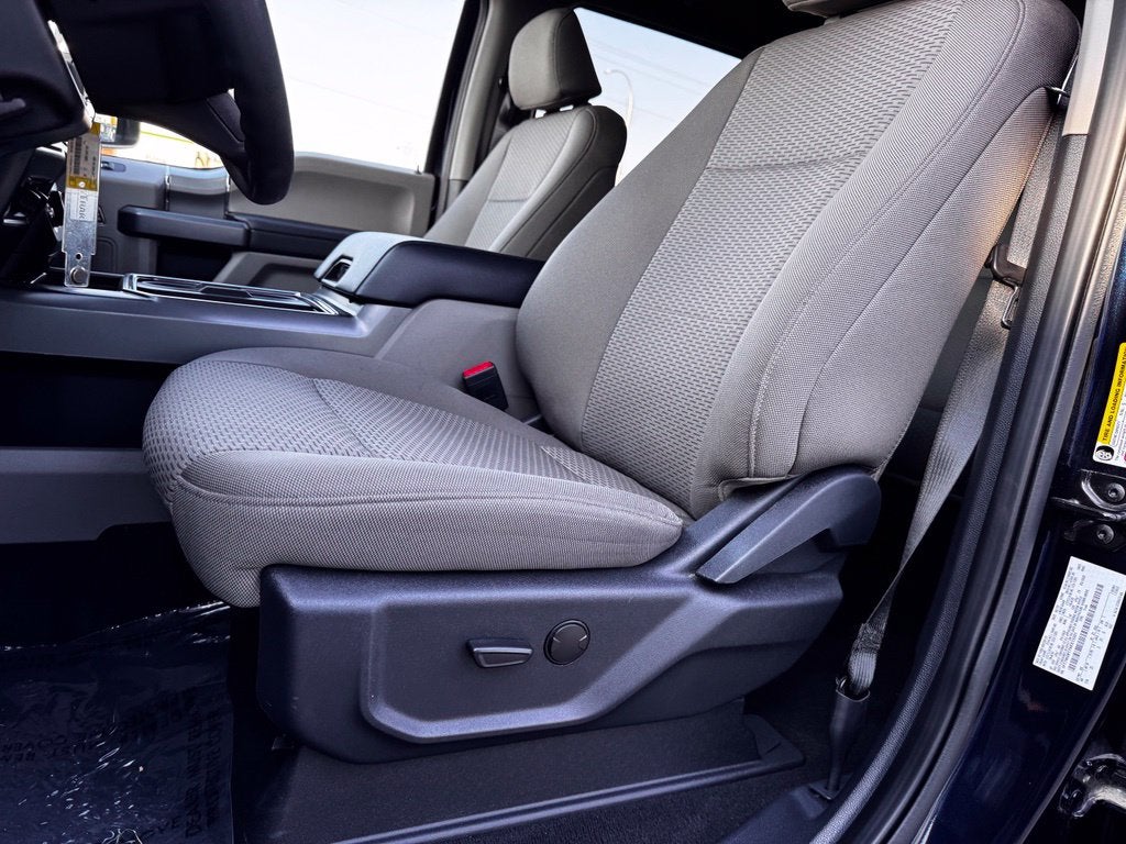2022 Ford F-250SD XLT w/Heated Seats + Spray Liner