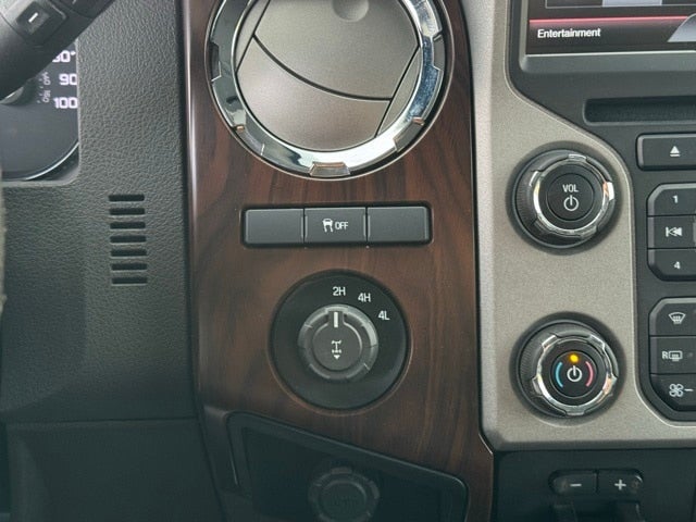 2015 Ford F-250SD Lariat w/ Remote Start + Rear Camera